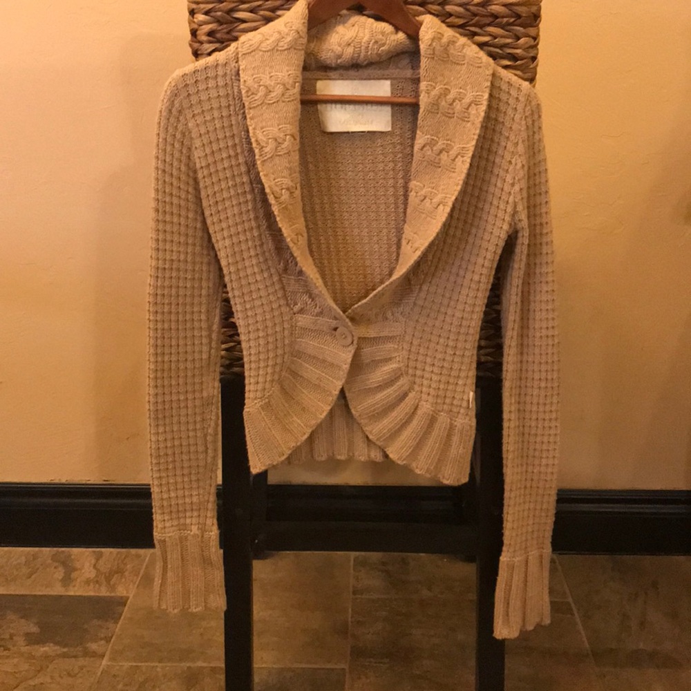 Hollister sweater